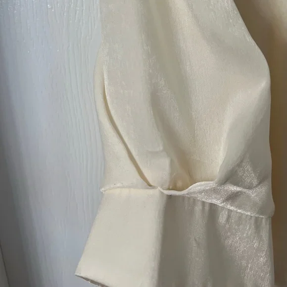 DKNY Elbow Sleeve Knit Top Size Large - Picture 6 of 9